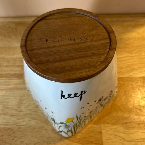 Rae Dunn Wildflower Ceramic “keep” Kitchen Canister With Wooden Lid - Picture 4 of 10